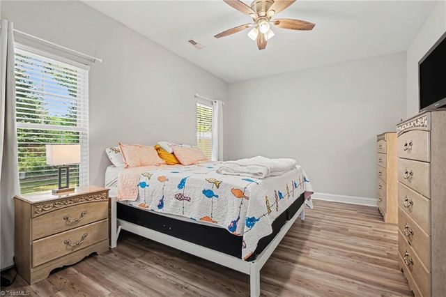 694 W Lee Avenue, Yadkinville, NC 27055