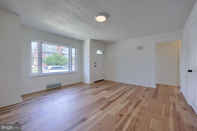 1968 W PHILADELPHIA ST, York, PA 17404