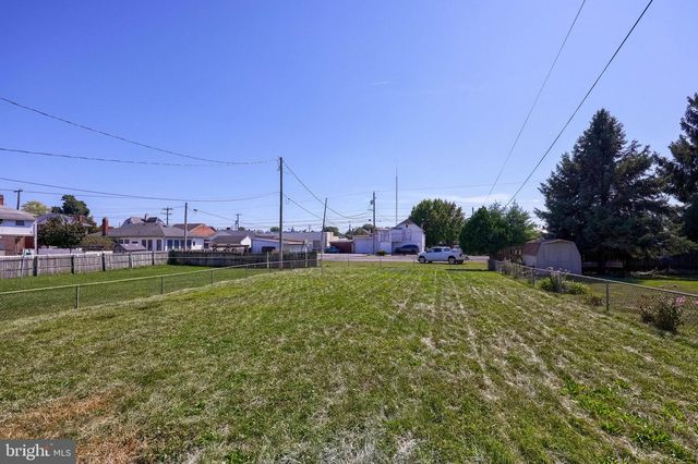 1968 W PHILADELPHIA ST, York, PA 17404