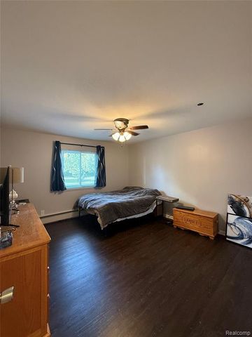 810 Plate Street, Rochester, MI 48307