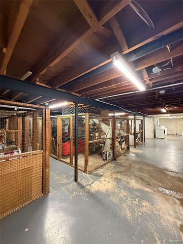 810 Plate Street, Rochester, MI 48307
