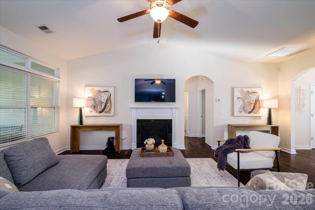 8720 Artesa Mill Lane, Charlotte, NC 28214