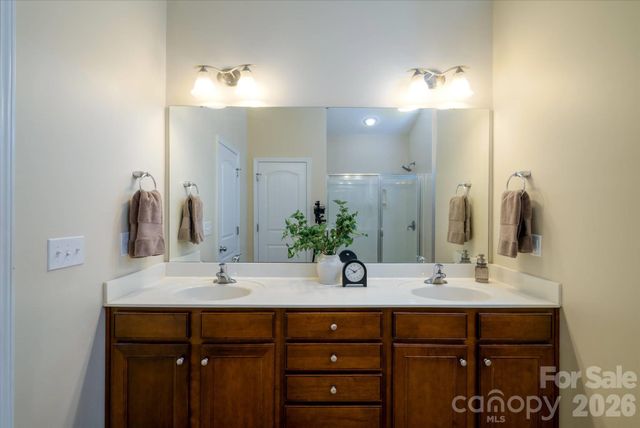 8720 Artesa Mill Lane, Charlotte, NC 28214