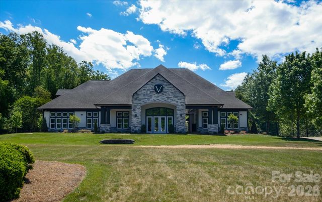 8720 Artesa Mill Lane, Charlotte, NC 28214