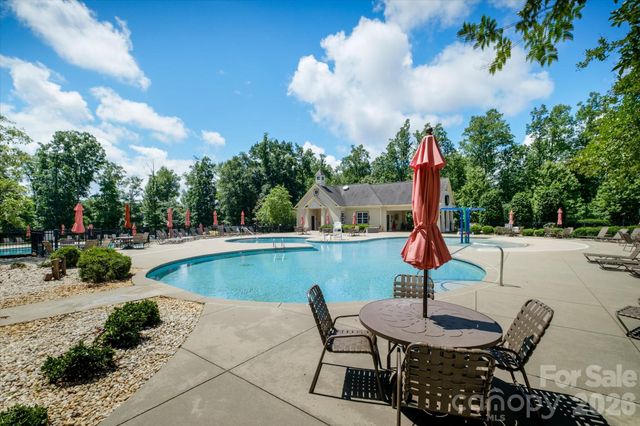 8720 Artesa Mill Lane, Charlotte, NC 28214