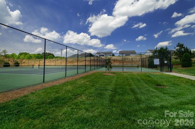 8720 Artesa Mill Lane, Charlotte, NC 28214
