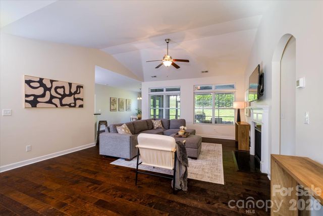 8720 Artesa Mill Lane, Charlotte, NC 28214