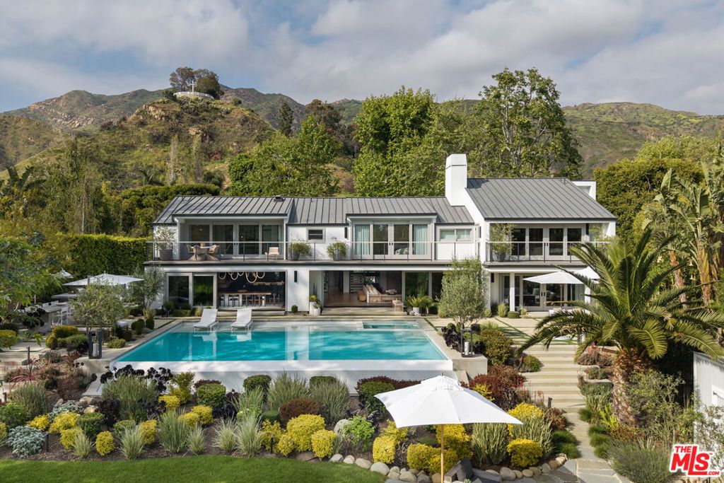 Image 1 of property listing at 3511 Cross Creek Lane, Malibu, CA 90265