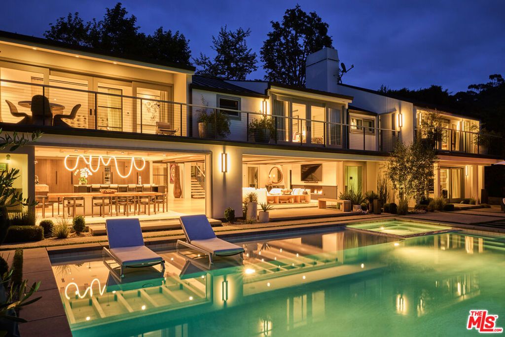 Image 33 of property listing at 3511 Cross Creek Lane, Malibu, CA 90265