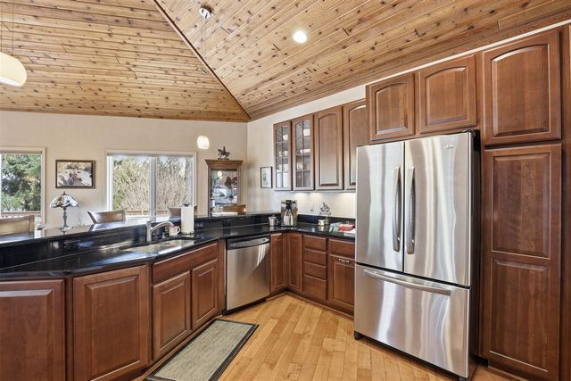 6150 Willow Road, West Bloomfield, MI 48324