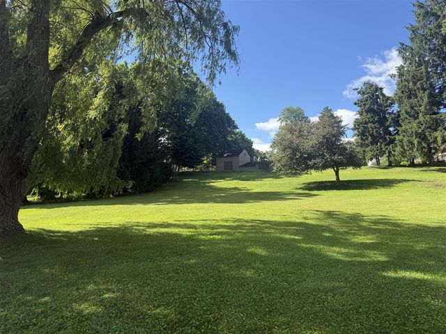 6150 Willow Road, West Bloomfield, MI 48324