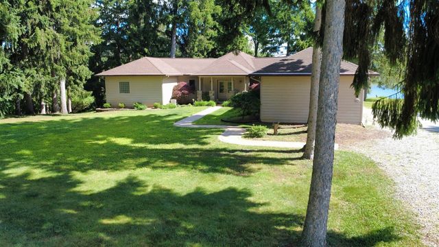 6150 Willow Road, West Bloomfield, MI 48324