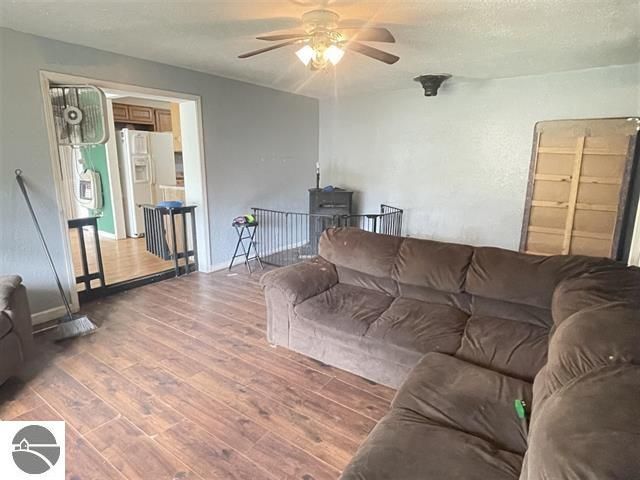 206 Harland Drive, Harrison, MI 48625