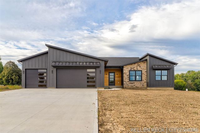 8681 Bosque Drive, Caledonia, MI 49316