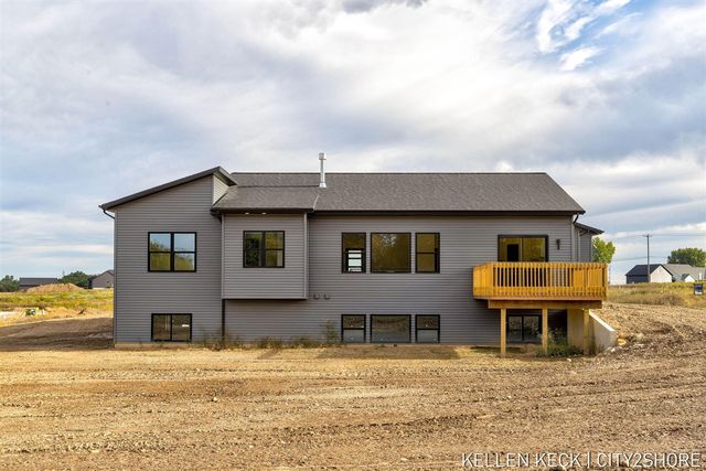 8681 Bosque Drive, Caledonia, MI 49316