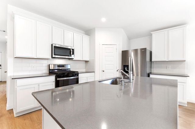 3203 Langley Bend Lane, Fulshear, TX 77441