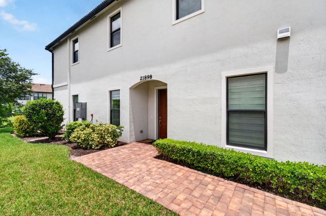 21898 Canadensis Circle, Boca Raton, FL 33428