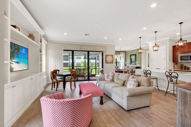 21898 Canadensis Circle, Boca Raton, FL 33428