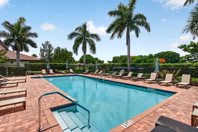 21898 Canadensis Circle, Boca Raton, FL 33428
