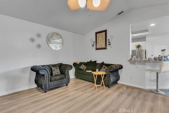 12008 Sierra Vista, Phelan, CA 92371