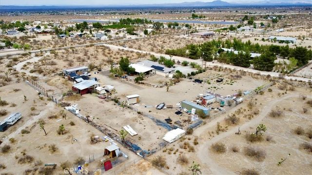 12008 Sierra Vista, Phelan, CA 92371