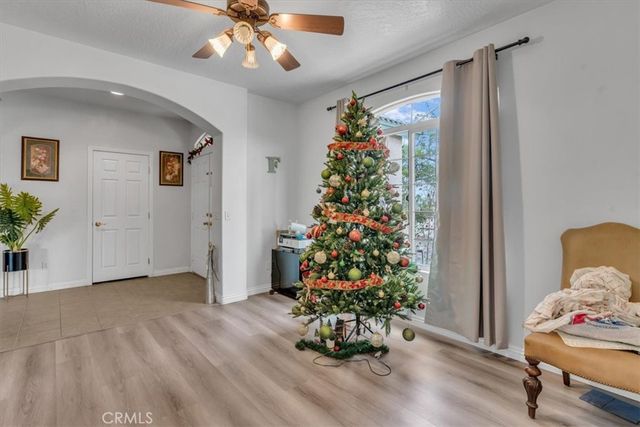 12008 Sierra Vista, Phelan, CA 92371