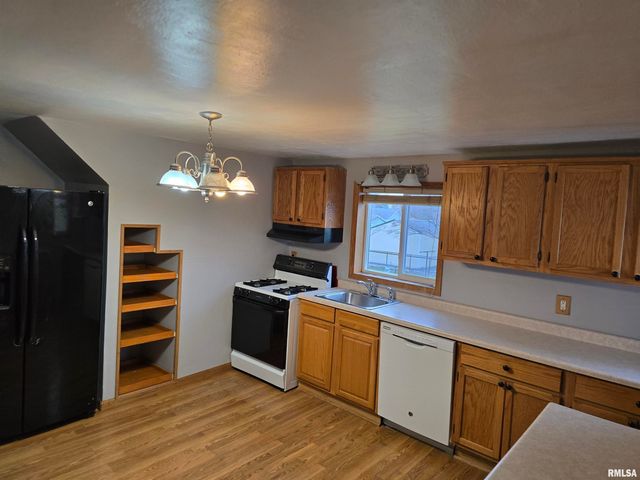 314 N MORGAN Street, Metamora, IL 61548