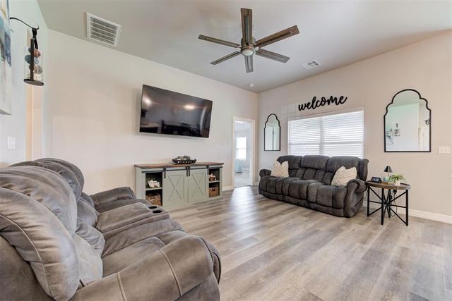 3601 Sawtooth Ridge, Yukon, OK 73099