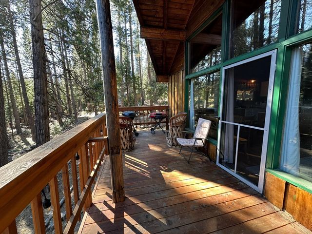 164 Margaret Dr, Twin Bridges, CA 95735