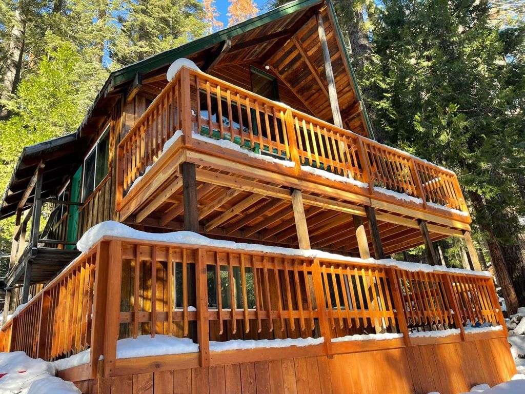 164 Margaret Dr, Twin Bridges, CA 95735