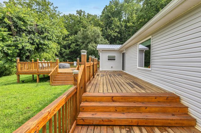 3838 Old State Rd, Hampshire, TN 38461