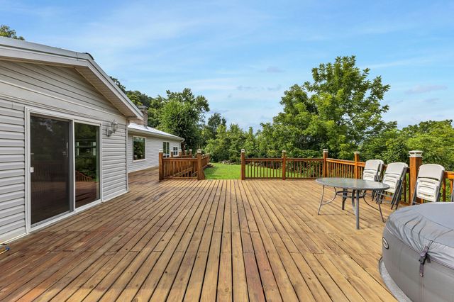 3838 Old State Rd, Hampshire, TN 38461