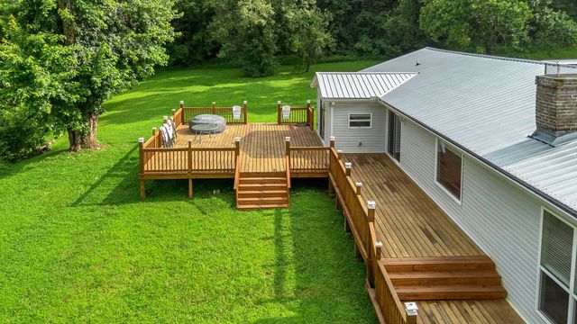 3838 Old State Rd, Hampshire, TN 38461