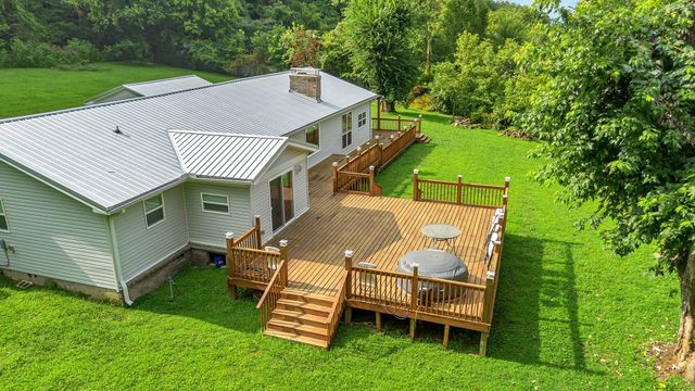 3838 Old State Rd, Hampshire, TN 38461