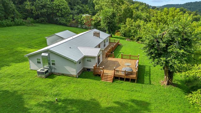 3838 Old State Rd, Hampshire, TN 38461