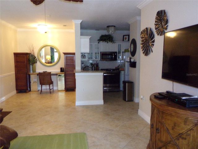 2723 VIA CAPRI 821, Clearwater, FL 33764