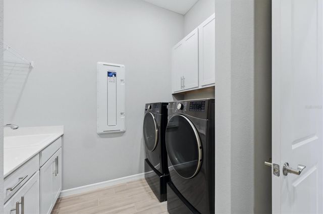 9018 SUNRAY COVE, Parrish, FL 34219