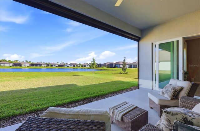 9018 SUNRAY COVE, Parrish, FL 34219