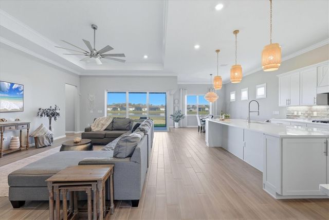 9018 SUNRAY COVE, Parrish, FL 34219