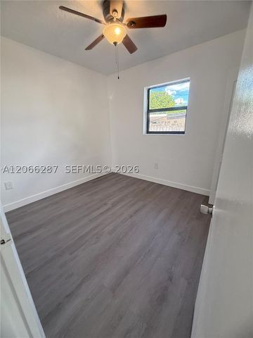 11821 SW 185th Ter 0, Miami, FL 33177