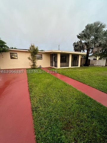 11821 SW 185th Ter 0, Miami, FL 33177