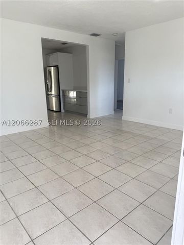 11821 SW 185th Ter 0, Miami, FL 33177