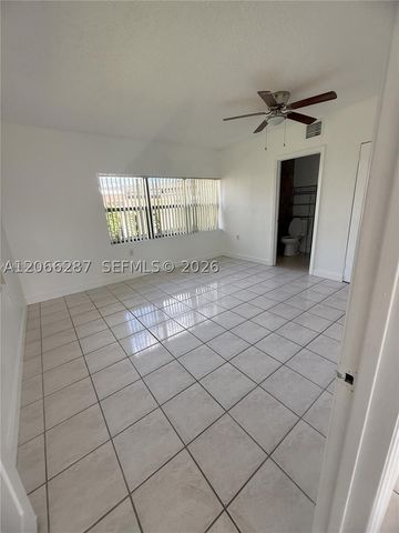 11821 SW 185th Ter 0, Miami, FL 33177