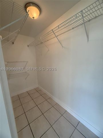 11821 SW 185th Ter 0, Miami, FL 33177