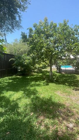 354 SEASONS COURT, Apopka, FL 32712