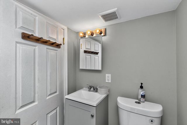 1847 HAWK CT, Severn, MD 21144