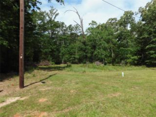 195 Moonlite Drive, Livingston, TX 77351