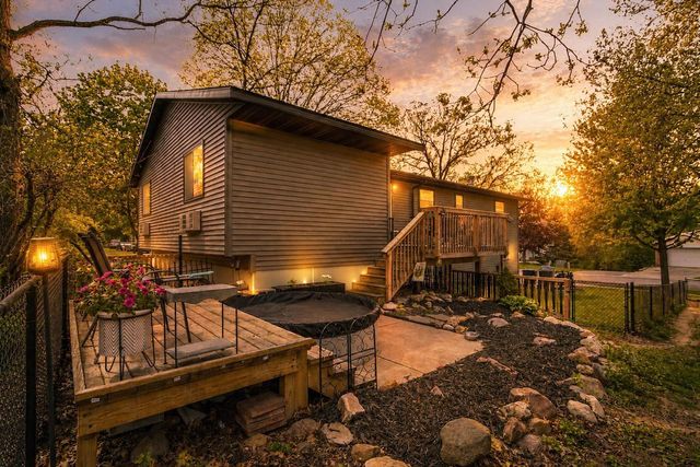 324 Liberty Lane, Poynette, WI 53955