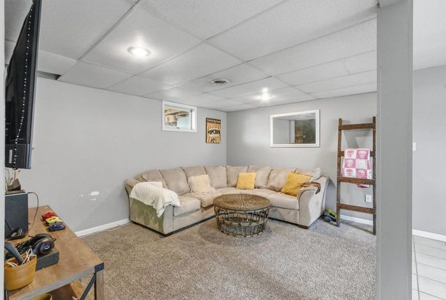 324 Liberty Lane, Poynette, WI 53955
