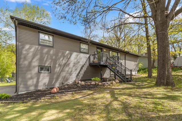 324 Liberty Lane, Poynette, WI 53955